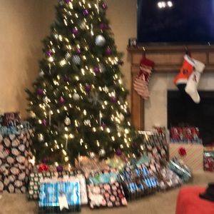 Meet your Posher, Averil